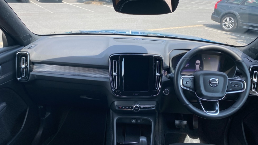 Volvo XC40 Plus WX24VFA Blue #5