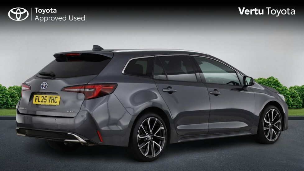 Toyota Corolla Excel FL25VHC Grey #2