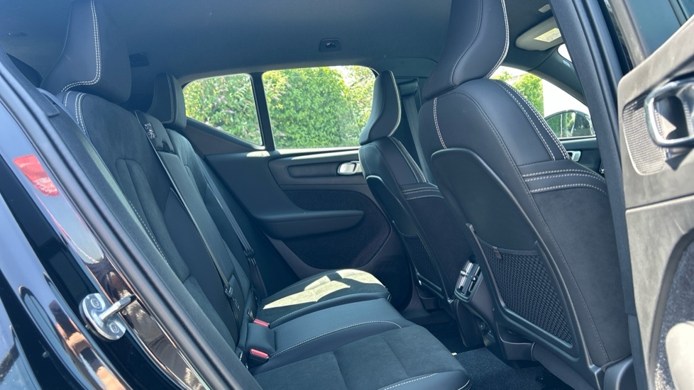 Volvo XC40 Plus KT24GGA Black #6