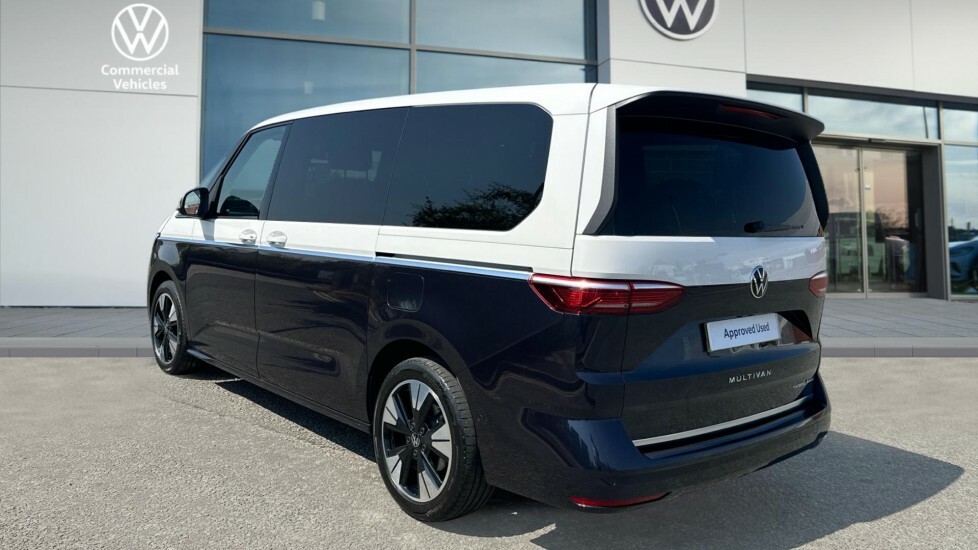 Volkswagen Multivan Style White #3