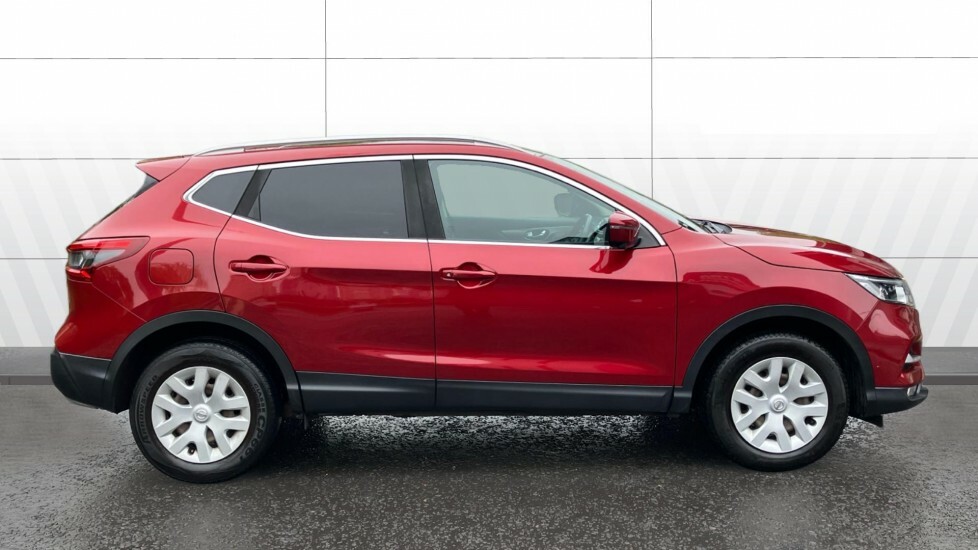 Nissan Qashqai Tekna Red #5