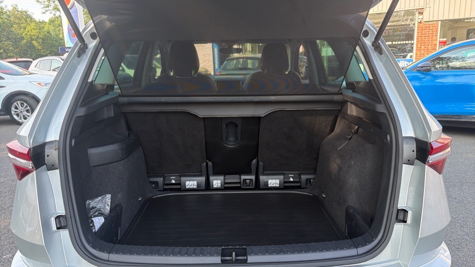 Skoda Karoq Se L Silver #4