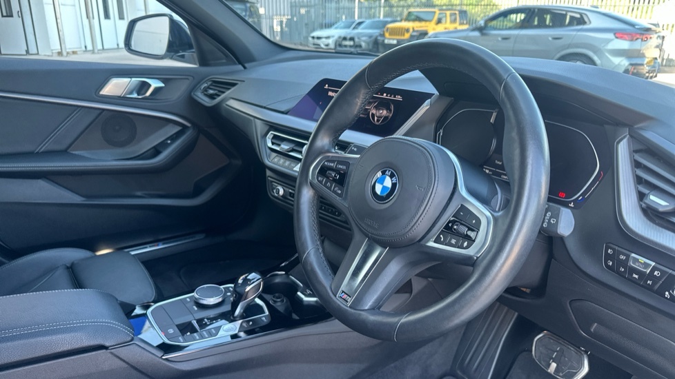 BMW 1 Series M Sport WA70PNE White #6