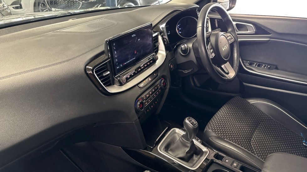 Kia Xceed Xceed 3 Black #9