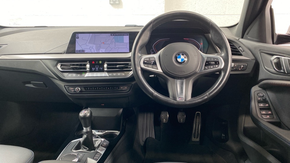 BMW 1 Series M Sport YG72ZJX White #5