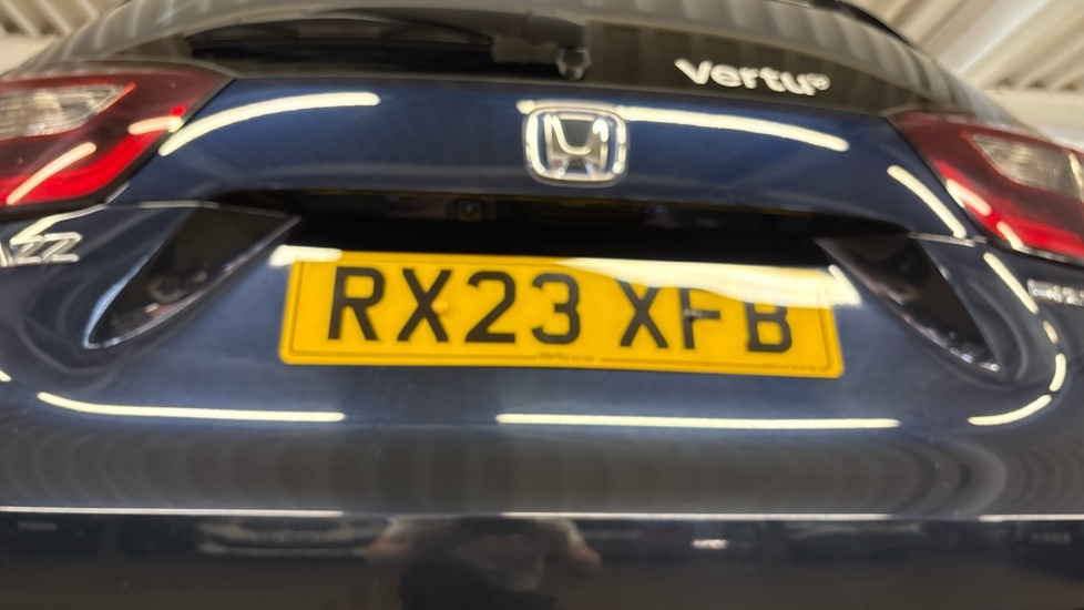 Honda Jazz 1.3 I-vtec Se Navi Hatchback Cvt Euro 6 White #52