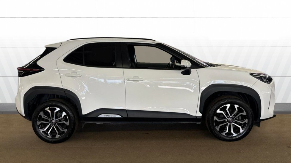 Toyota Yaris Cross Design White #5