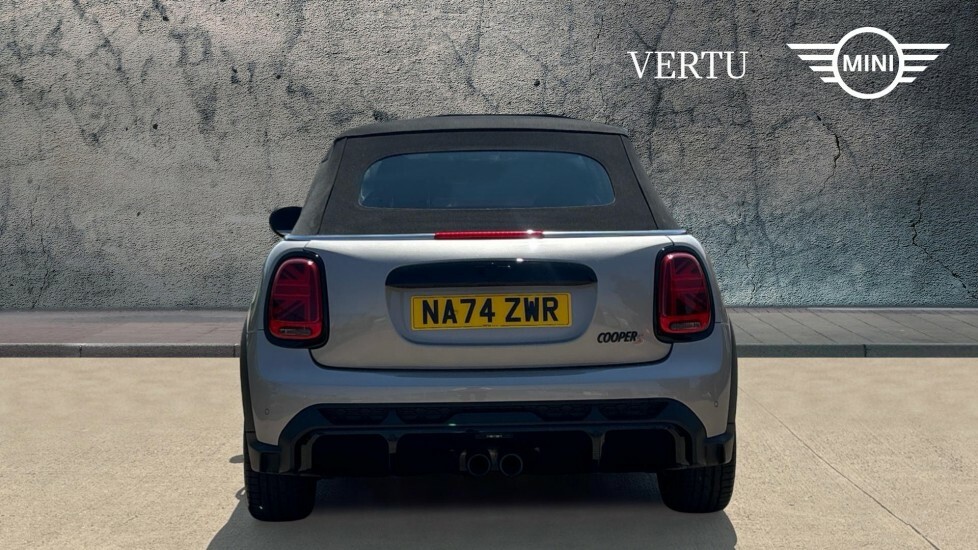 Mini Convertible 2.0 John Cooper Works Red #15
