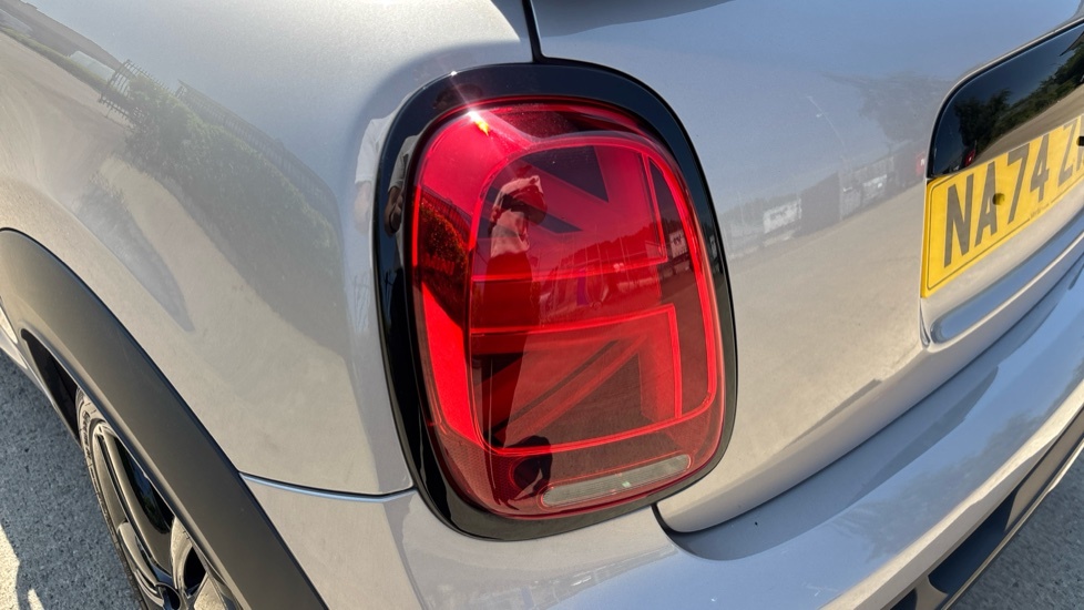 Mini Convertible 2.0 John Cooper Works Red #31
