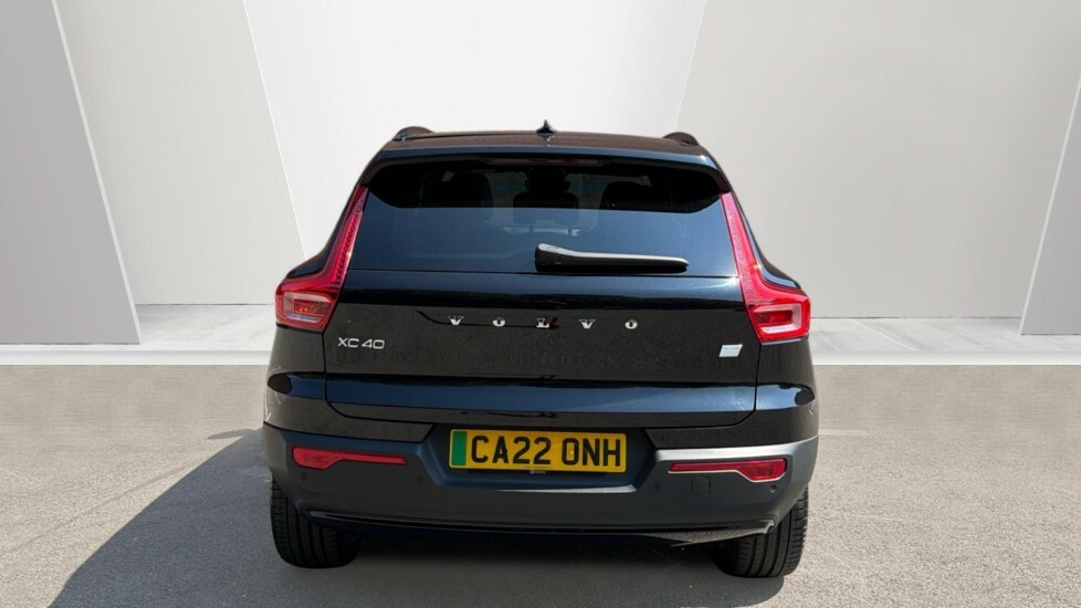 Volvo XC40 Recharge R-design, T4 Plug-in Hybrid Pan Roof, He Black #7