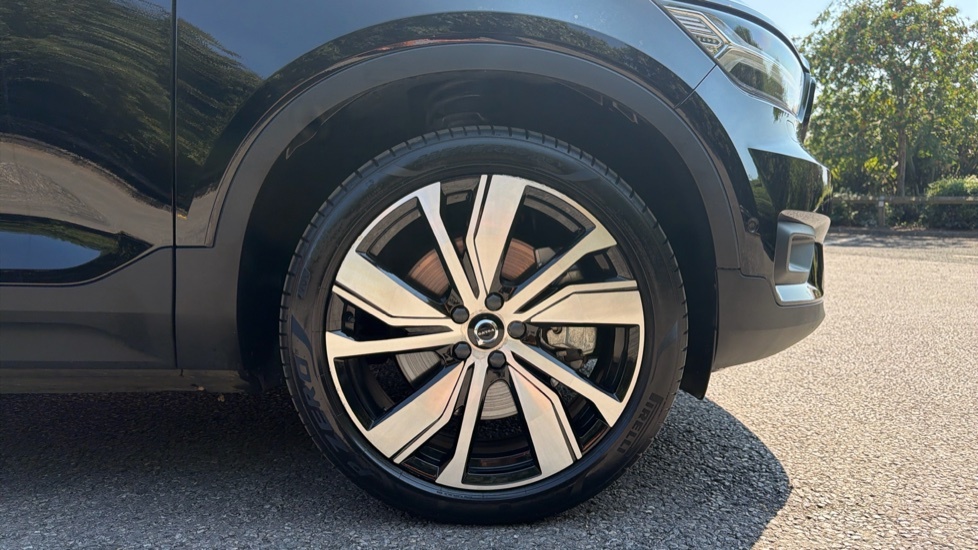 Volvo XC40 Recharge R-design, T4 Plug-in Hybrid Pan Roof, He Black #9