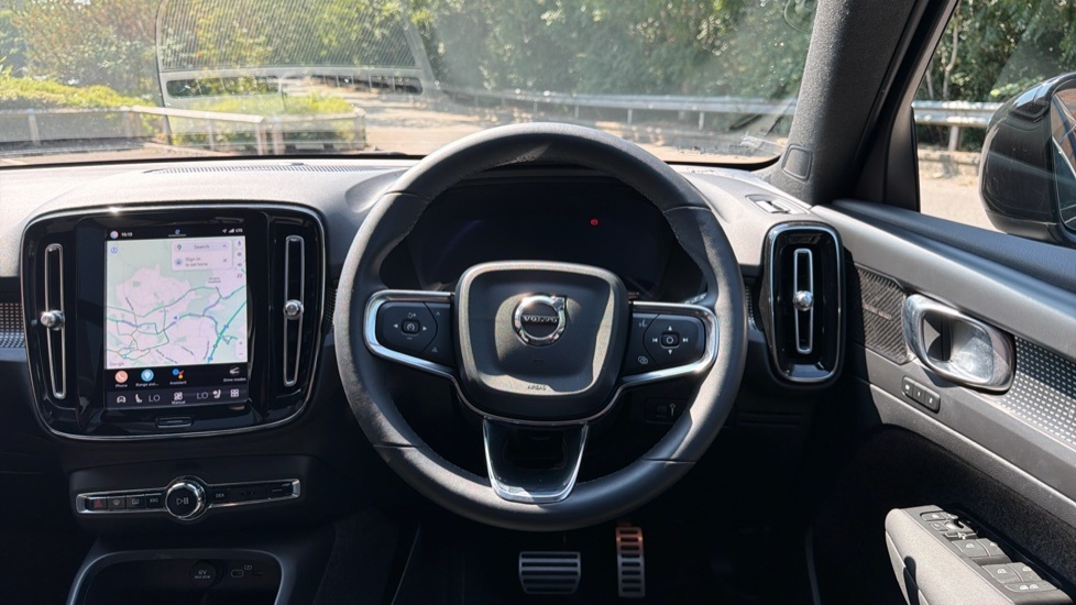 Volvo XC40 Recharge R-design, T4 Plug-in Hybrid Pan Roof, He Black #10