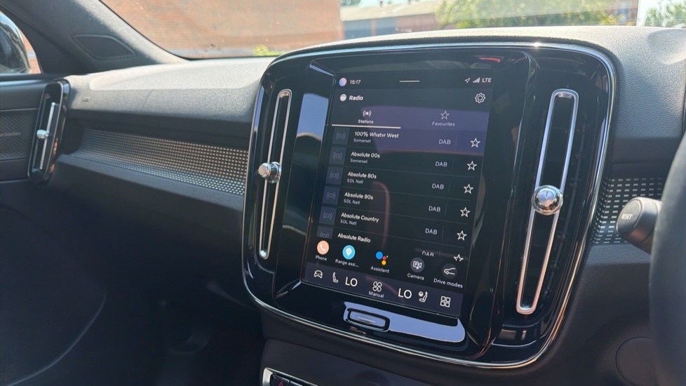 Volvo XC40 Recharge R-design, T4 Plug-in Hybrid Pan Roof, He Black #46