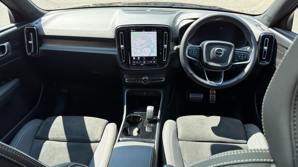 Volvo XC40 Recharge R-design, T4 Plug-in Hybrid Pan Roof, He Black #5