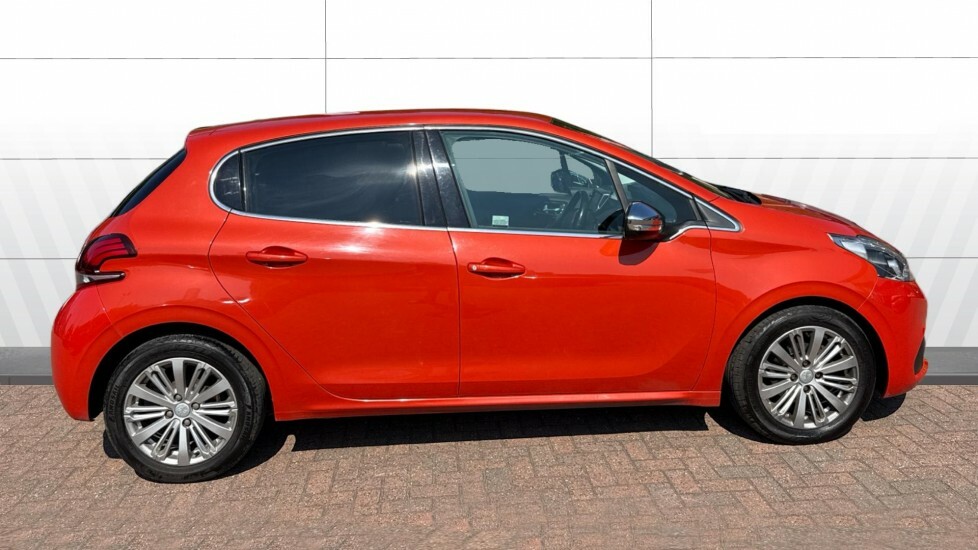 Peugeot 208 Allure MJ18EHY Orange #5
