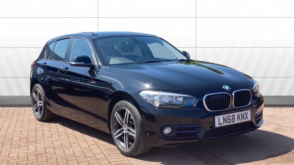 BMW 1 Series Sport Black