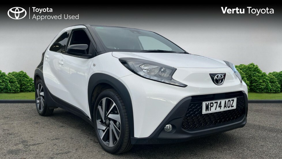 Toyota Aygo X Edge White #3