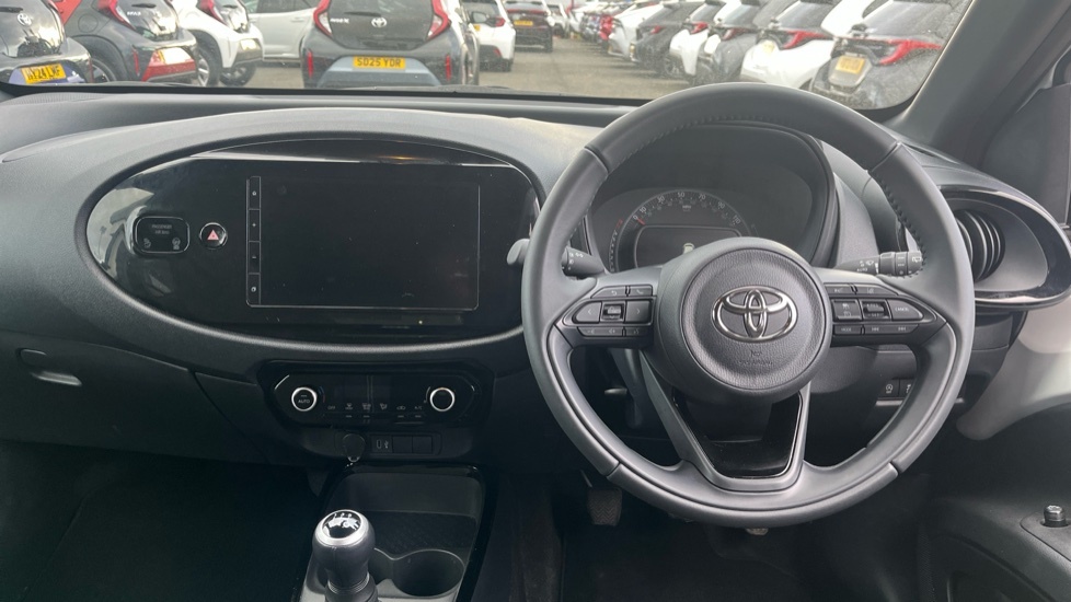 Toyota Aygo X Edge White #5