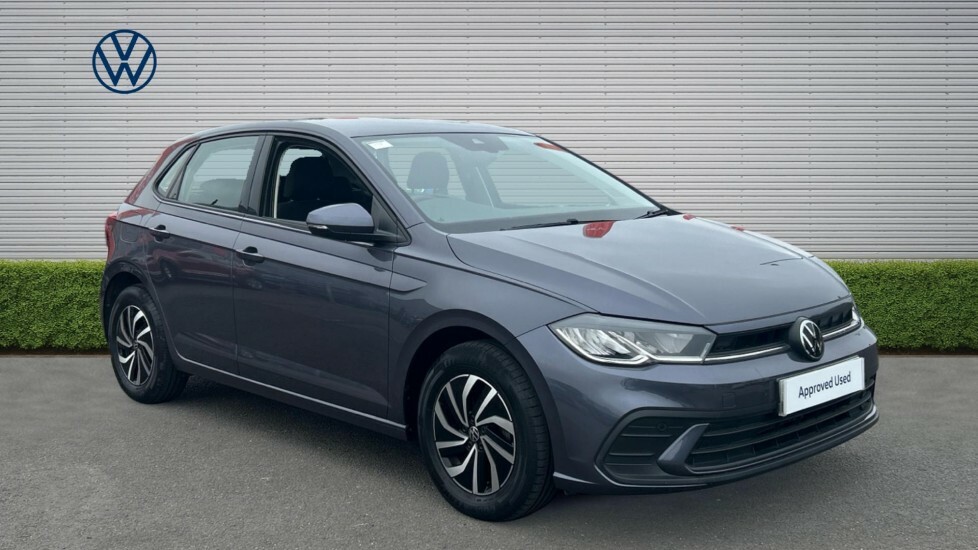 Volkswagen Polo Life Grey