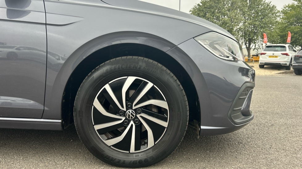 Volkswagen Polo Life FV23TCO Grey #5