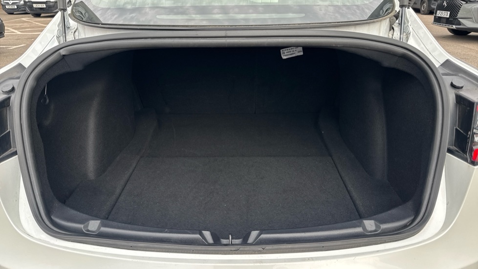 Tesla Model 3 Long Range LJ70ZSV White #4