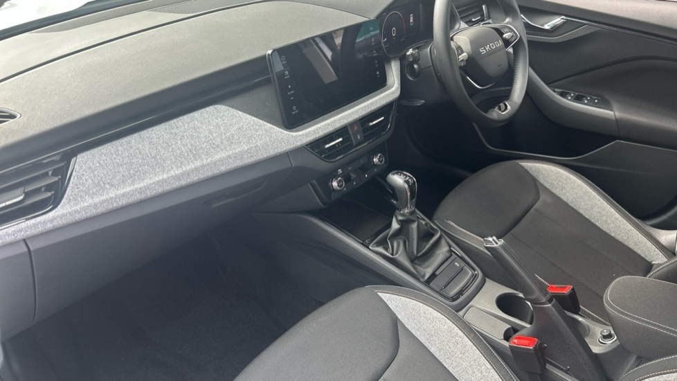 Skoda Kamiq Se Edition GL75HZZ White #2