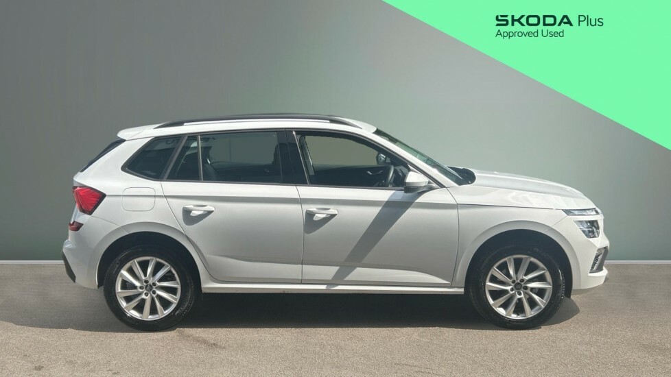 Skoda Kamiq Se Edition GL75HZZ White #4