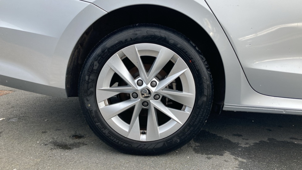 Skoda Octavia Se Technology Silver #5