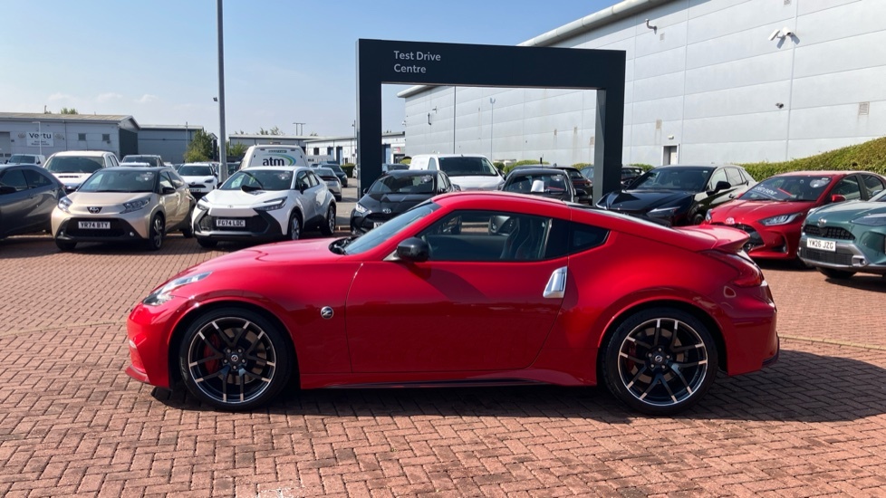 Nissan 370Z Coupe Black #24