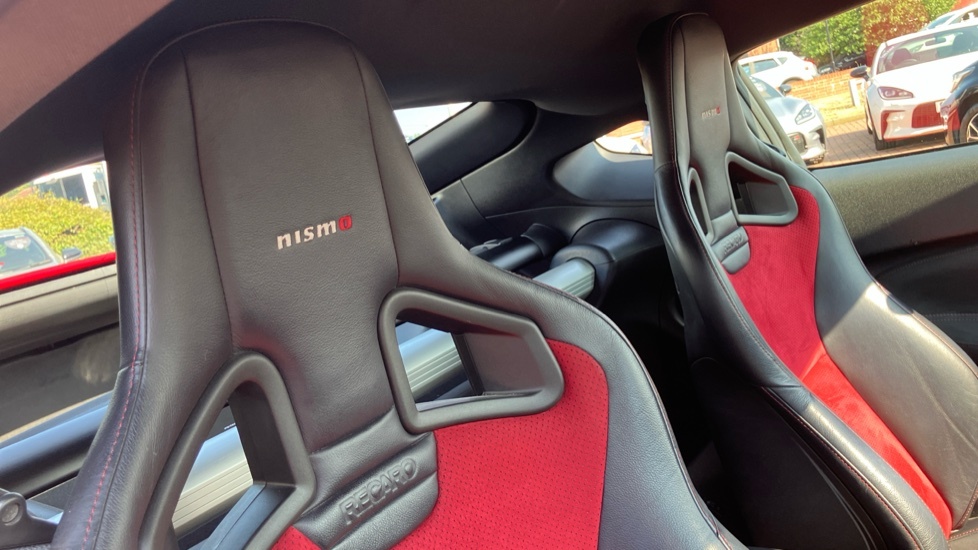 Nissan 370Z Coupe Black #18