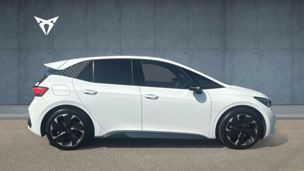 Cupra Born V2 White #4