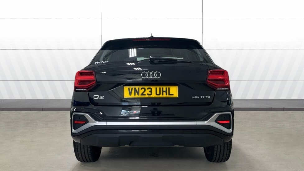 Audi Q2 S Line Black #6