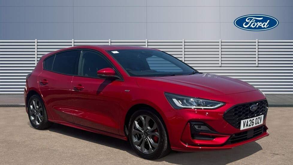 Ford Focus St-line Red