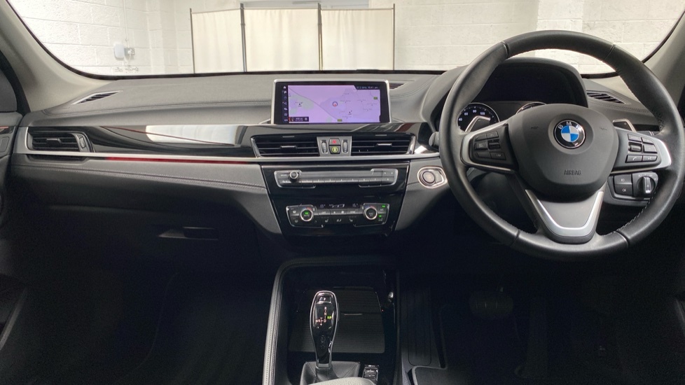 BMW X1 Xline White #4
