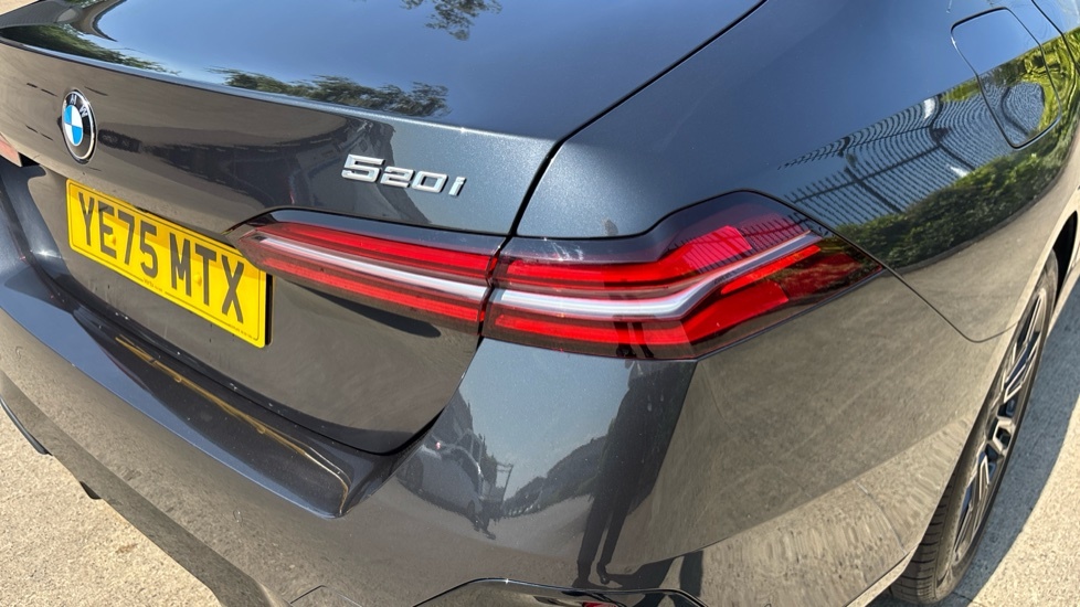 BMW 5 Series 520I Modern Step Blue #21