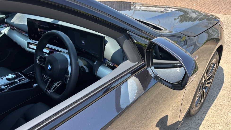BMW 5 Series 520I Modern Step Blue #34