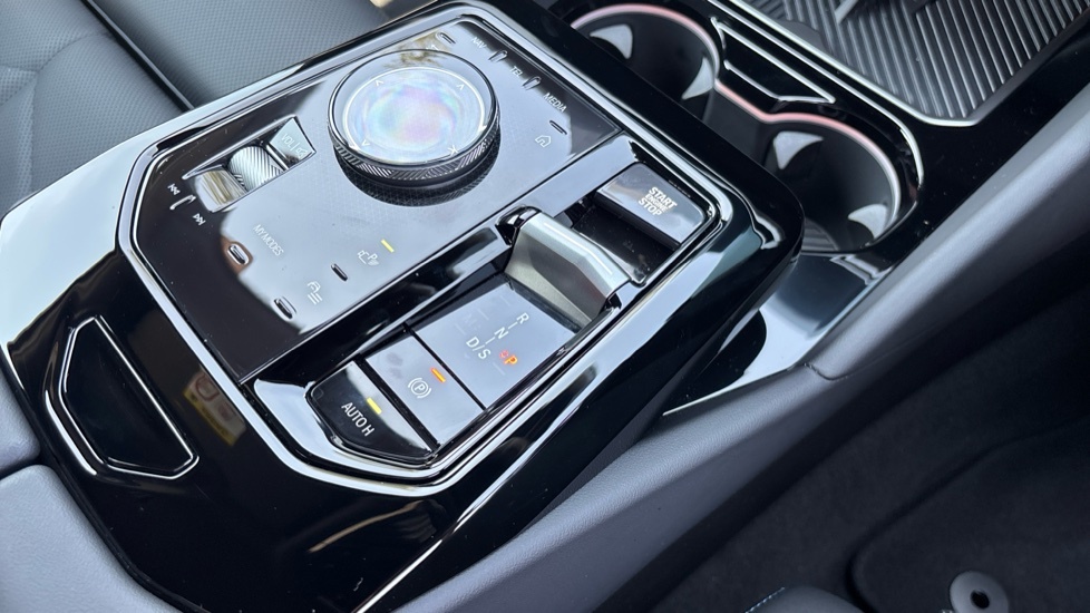 BMW 5 Series 520I Modern Step Blue #18