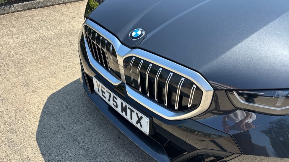 BMW 5 Series 520I Modern Step Blue #23