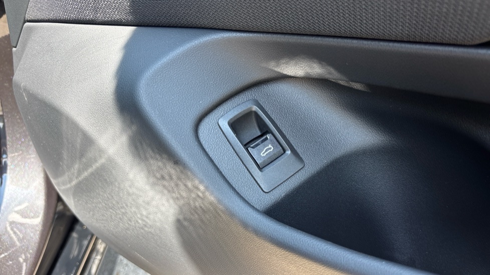 BMW 5 Series 520I Modern Step Blue #36