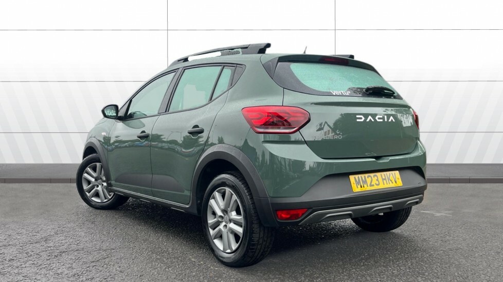 Dacia Sandero Stepway Essential Green #2