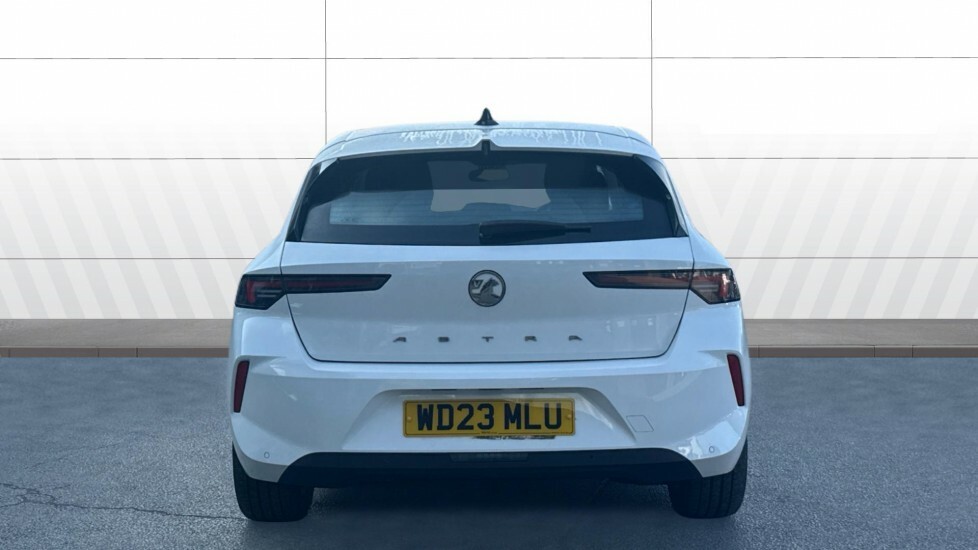 Vauxhall Astra Design WD23MLU White #6