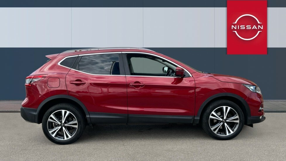 Nissan Qashqai N-connecta LD69PFF Red #5