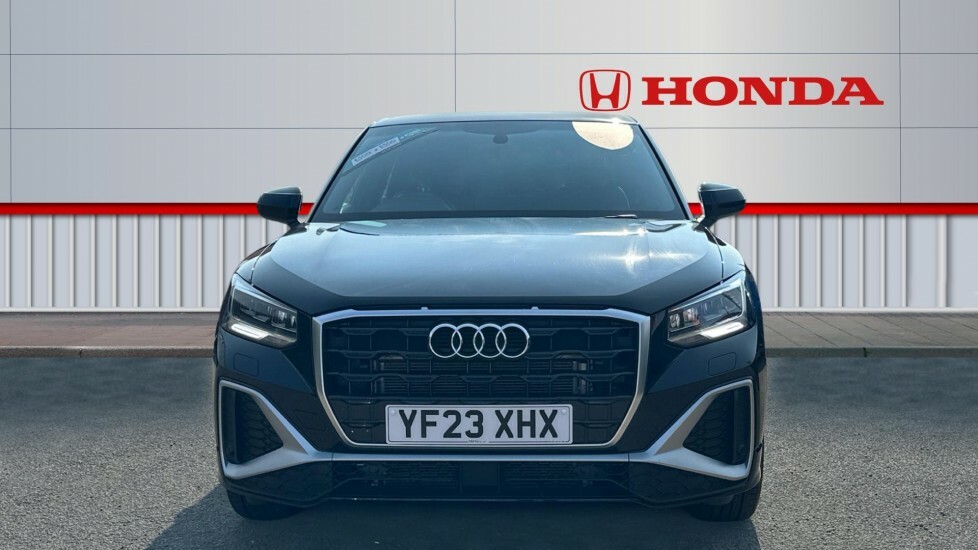 Audi Q2 S Line YF23XHX Black #6