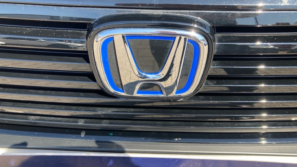 Honda Hr-V Elegance White #44