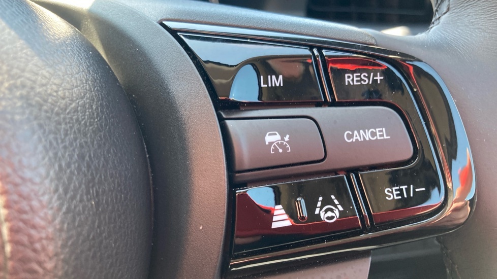 Honda Hr-V Elegance White #15
