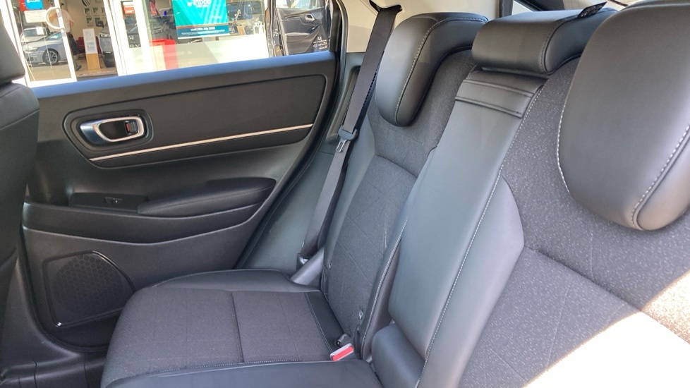 Honda Hr-V Elegance White #8