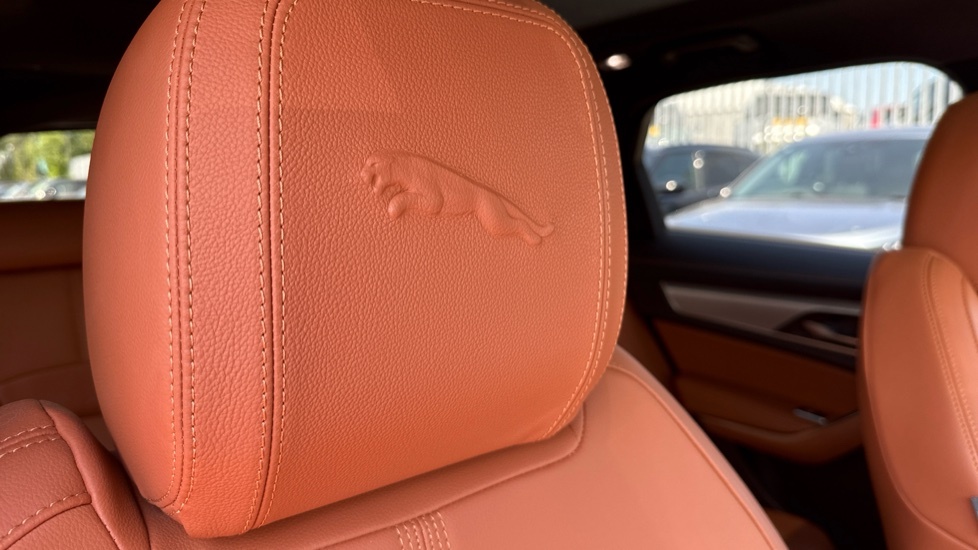 Jaguar F-Pace 2.0 D200 R-dynamic Se Black Awd Black #34
