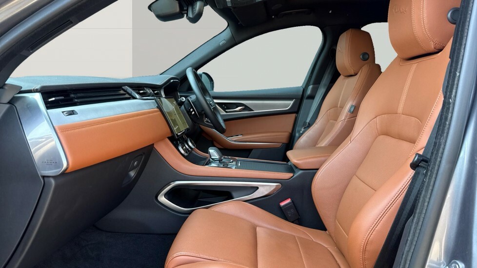 Jaguar F-Pace 2.0 D200 R-dynamic Se Black Awd Black #3