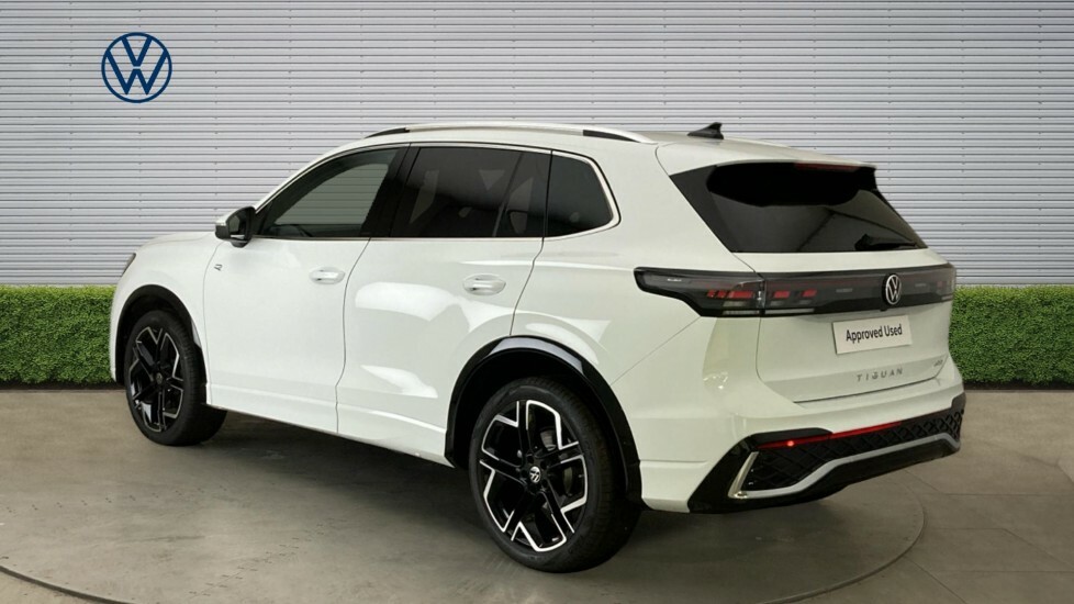 Volkswagen Tiguan R-line YA26EYK White #3