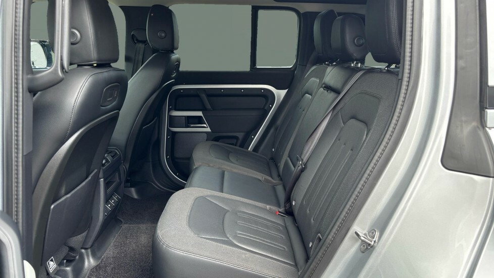 Land Rover Defender 110 First Edition VK20HDX Silver #4
